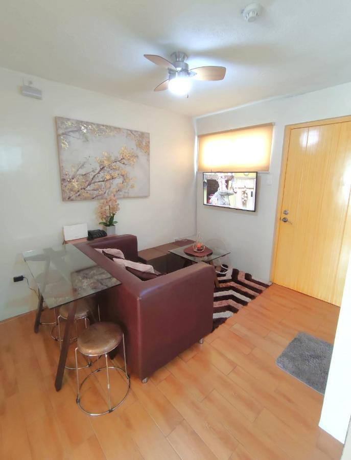 Davao Condo 2Br Pool Wifi Netflix Exteriör bild