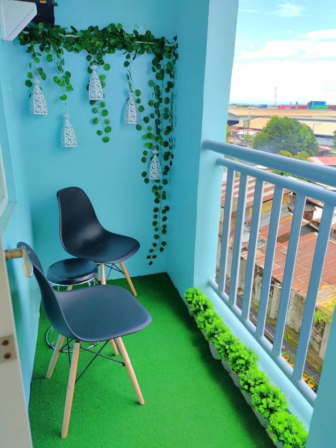 Davao Condo 2Br Pool Wifi Netflix Exteriör bild