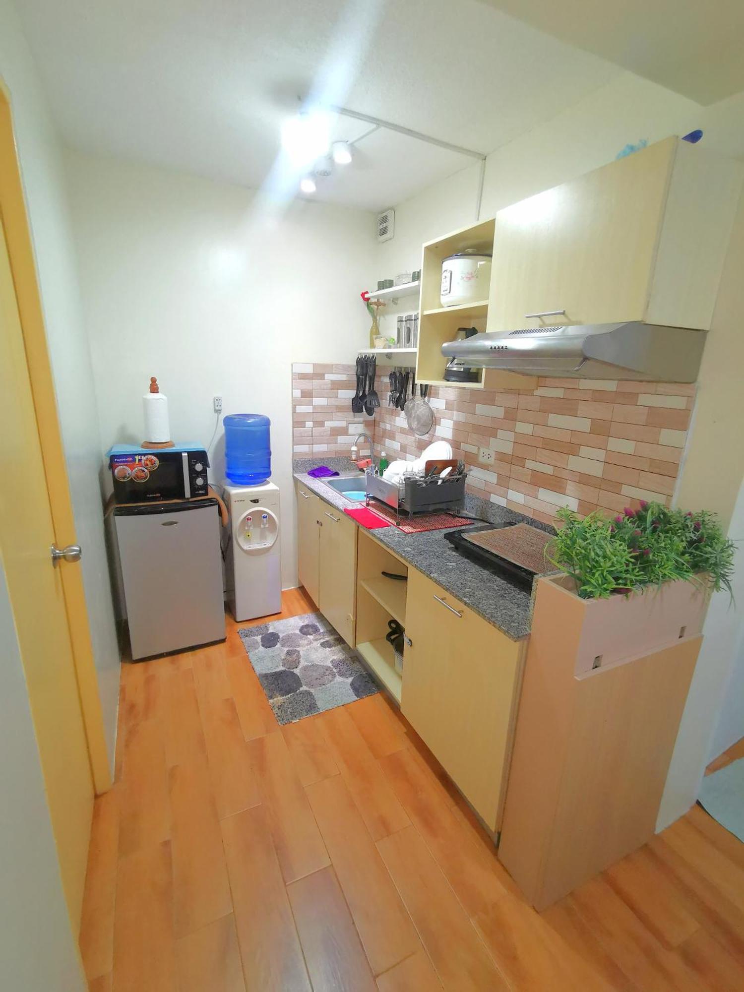 Davao Condo 2Br Pool Wifi Netflix Exteriör bild