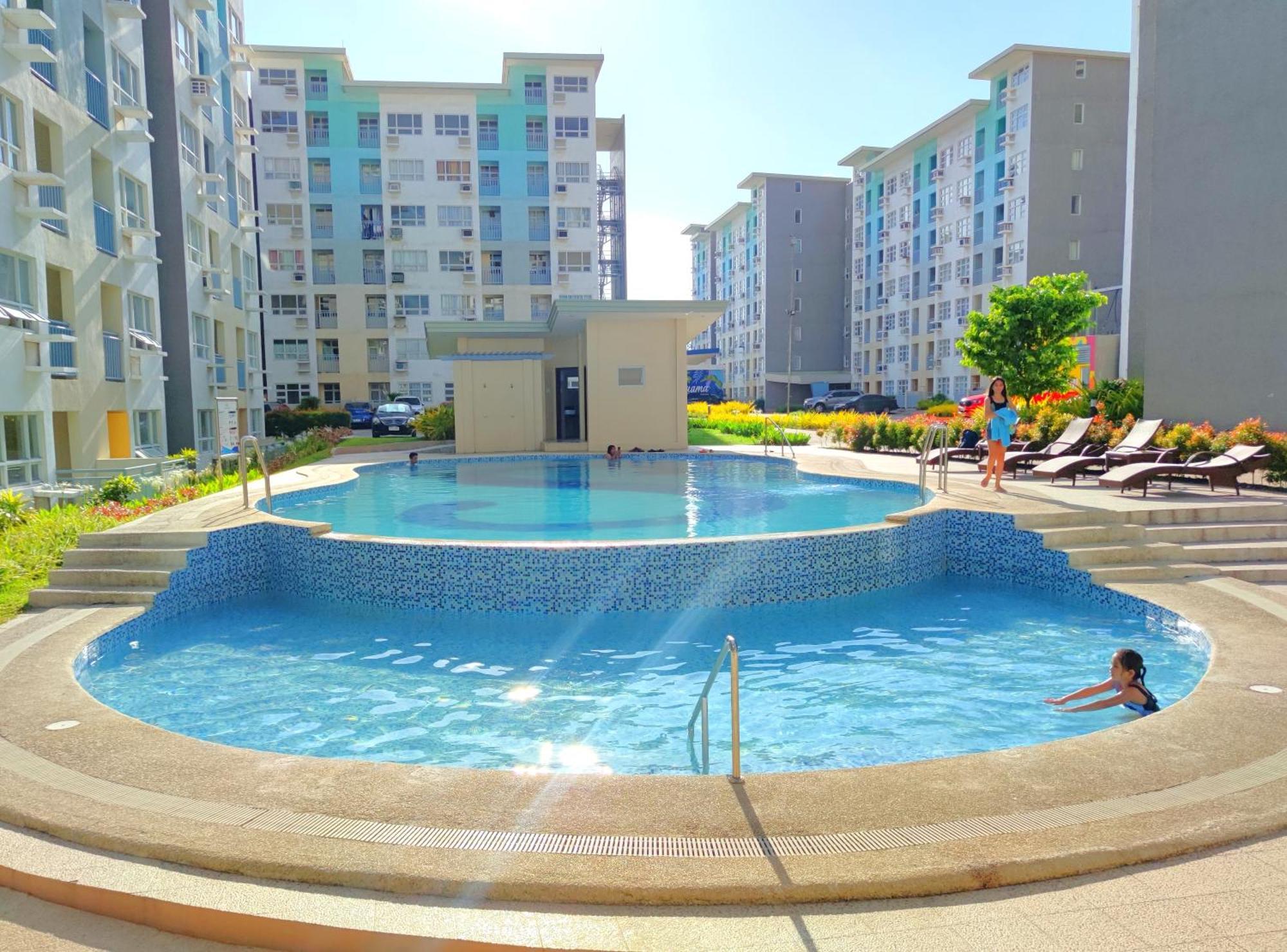 Davao Condo 2Br Pool Wifi Netflix Exteriör bild